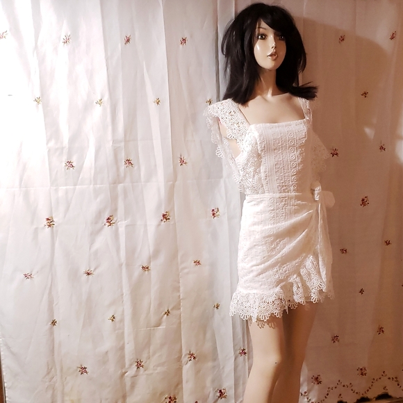 NWT, UNWORN, FACTORY SEALED. Meena Cuties White Eyelet Mini Wrap Dress - Picture 2 of 2